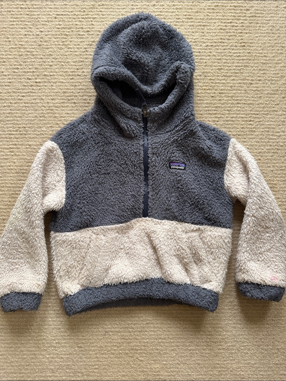 Patagonia Kids Hooded Sherpa Pullover - Charcoal Gray & Cream